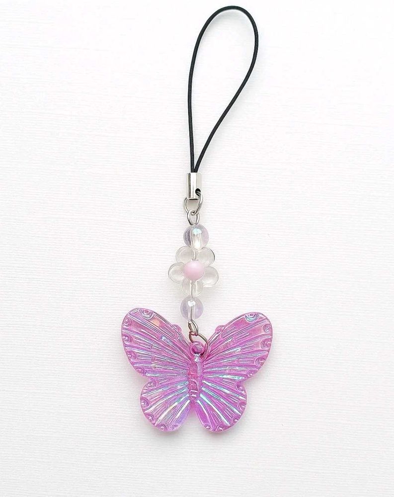 BUTTERFLY PHONE CHARM 🦋 ✨️🫧💗