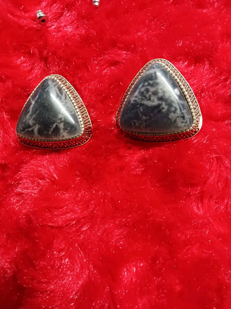 3D Triangle Earring