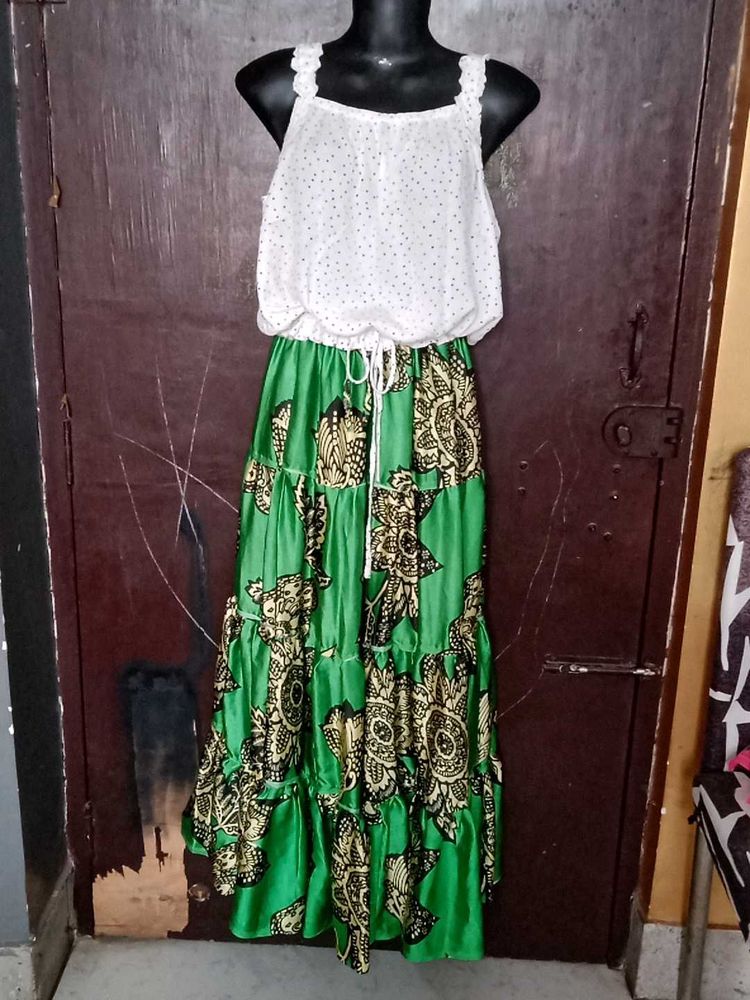 Green &amp; White top with skirt