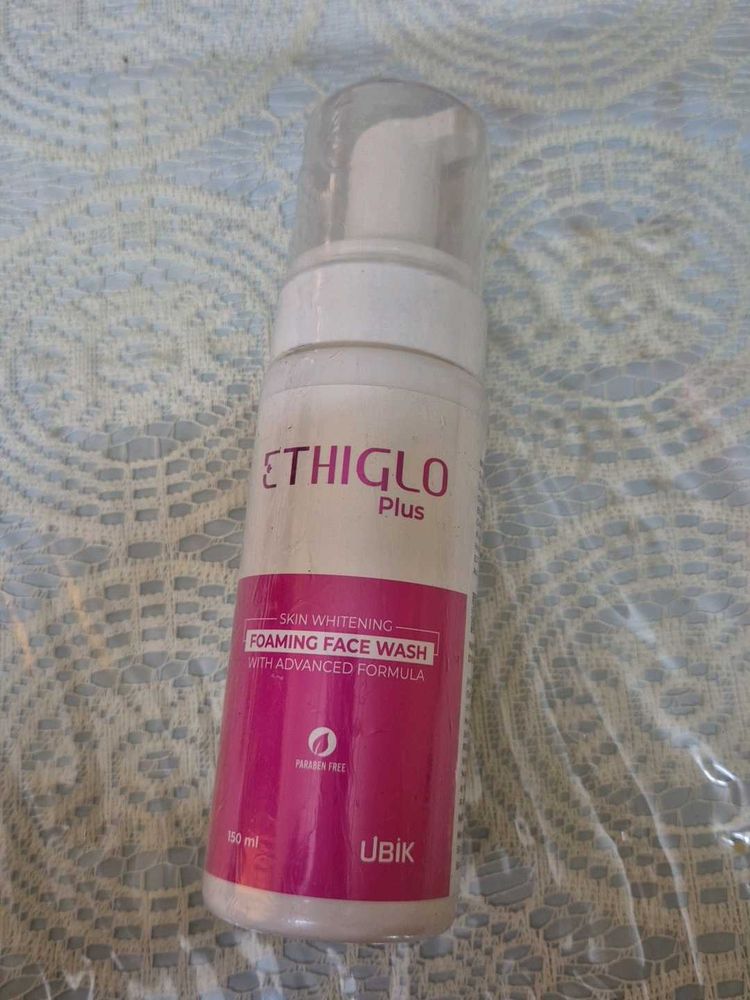 Ethiglo Foaming Face Wash