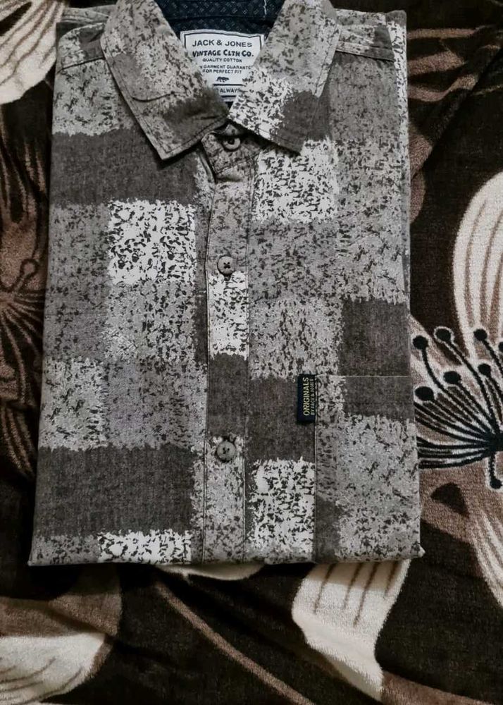 jack &amp; jones brand shirt