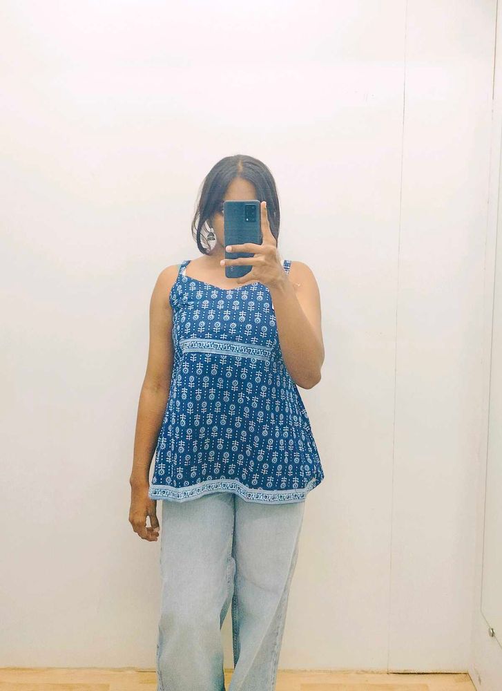 Blue Printed Sleeveless Top