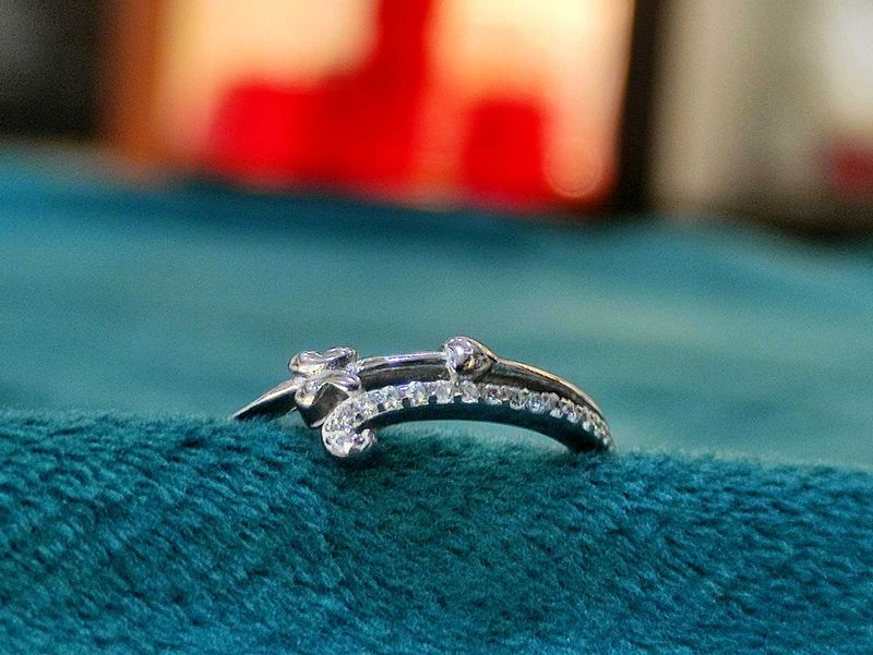 ✨💖💍Diamond Accent Flower Ring🚨💃🏻💞
