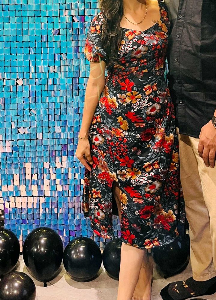 BODYCON DRESS
