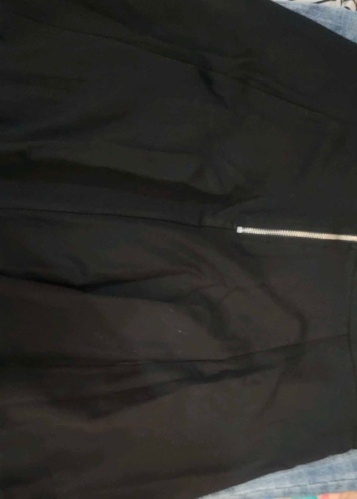 Black Skirt with Zipper Detail