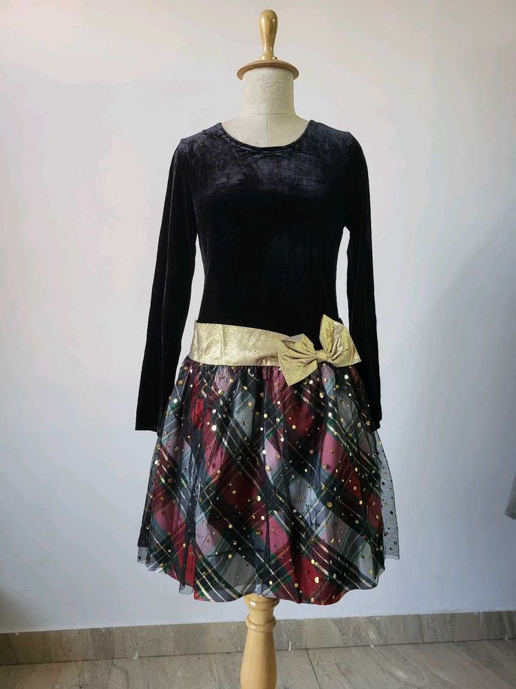 Dress,  Length 34 Inches