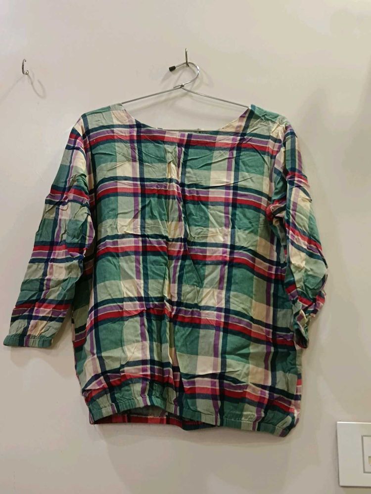 Checked 3/4 Sleeve Top