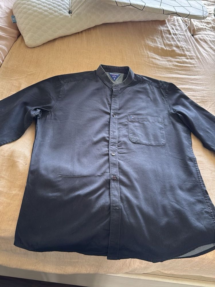 Men’s Black Shirt