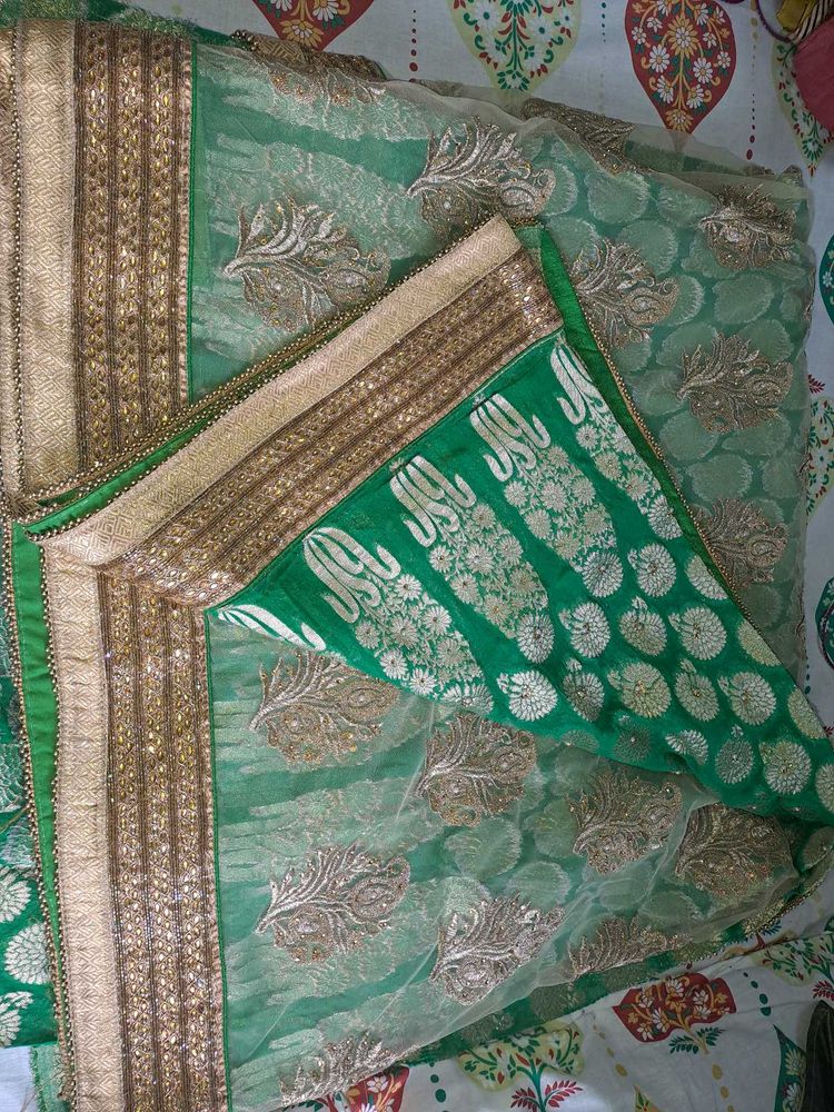 Preloved Saree With Blouse