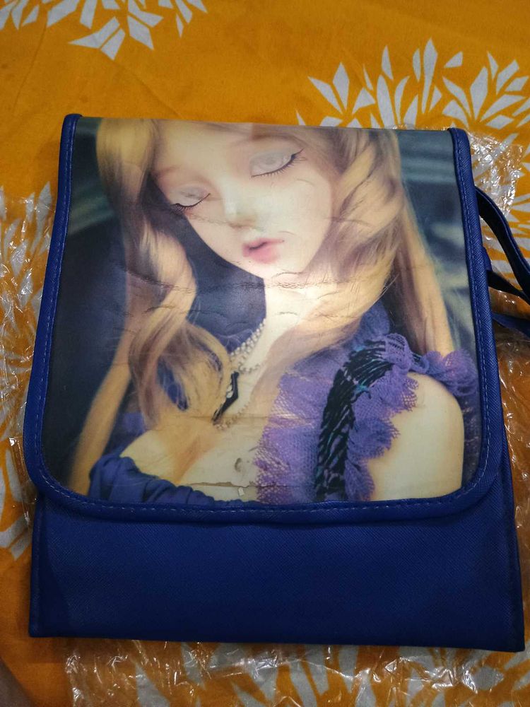 Unused Blinking Illusion Eyes  Sling Purse