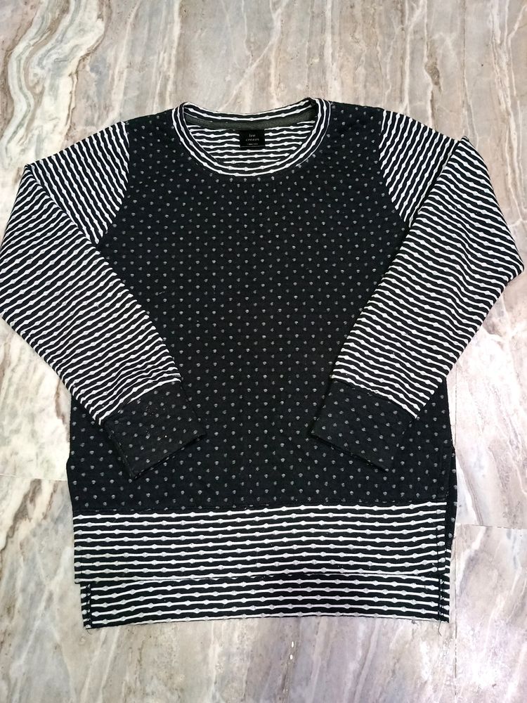 Side Cut Sweater Short Kurti