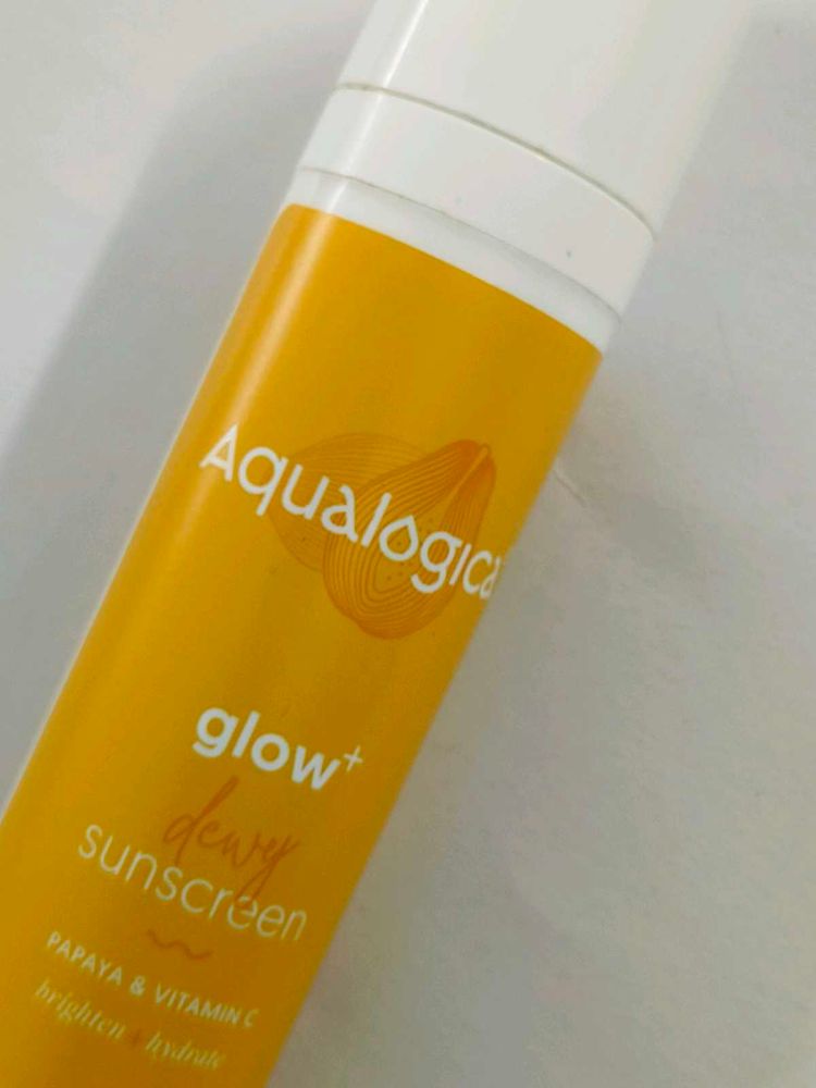 Aqualogica Glow+ Dewy Sunscreen