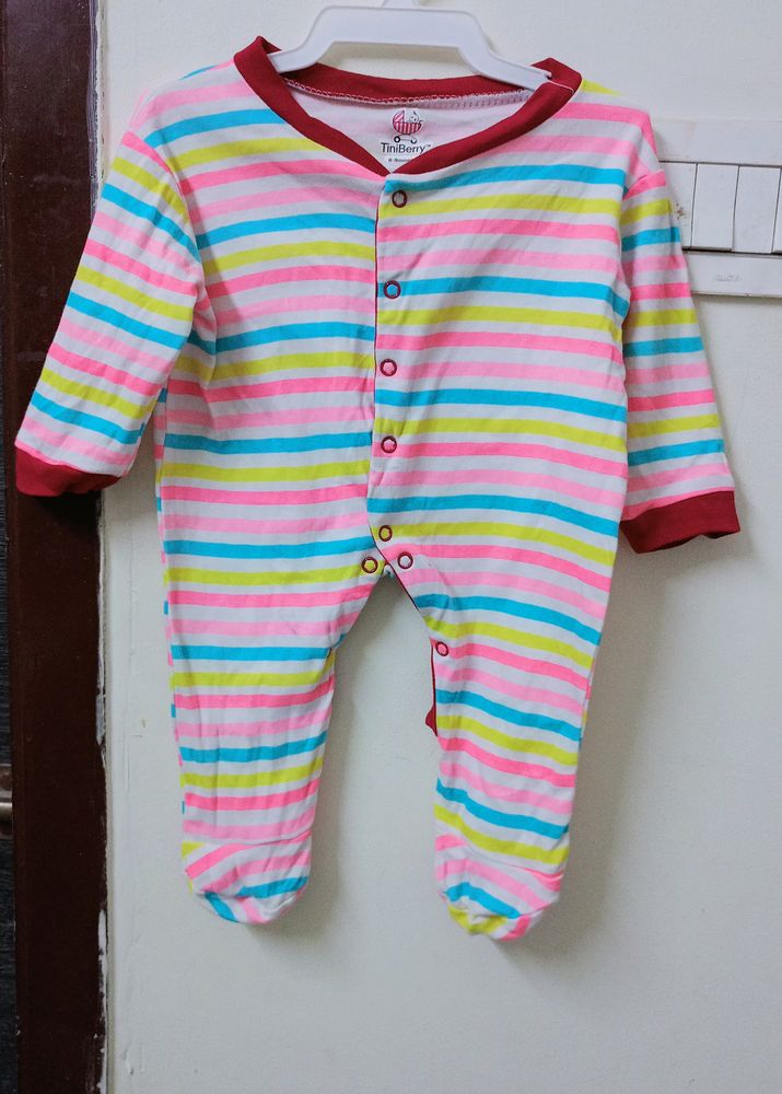 Baby Onesis It Fits Upto 6 To9 Months