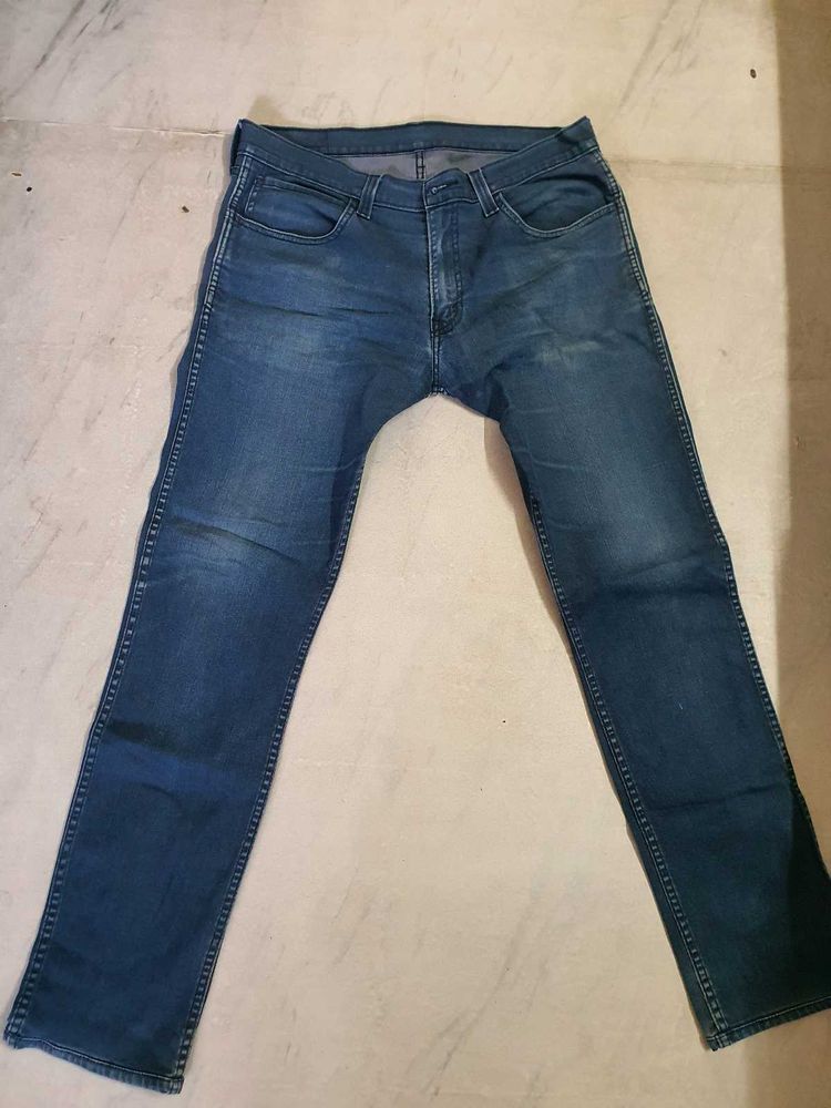Levi&#39;s Blue Denim Jeans