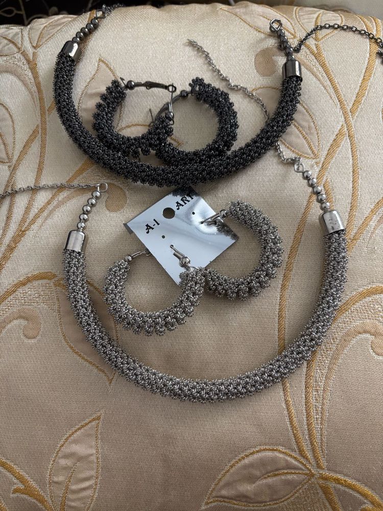 Necklace Set