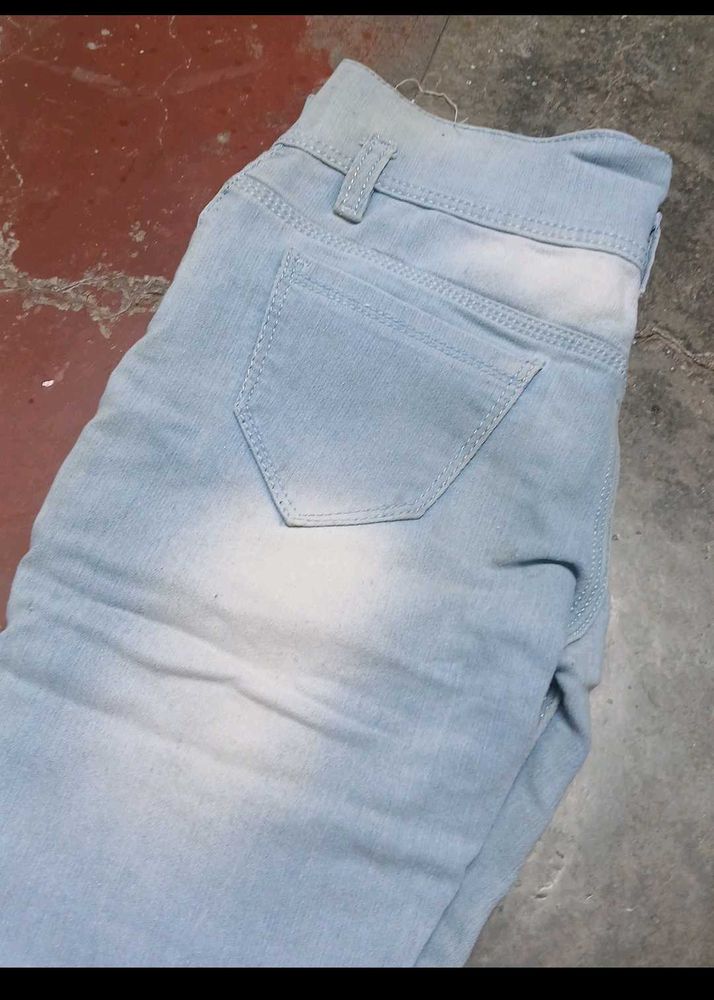 Like New Sky Blue fitted Skinny  jeans For Girls