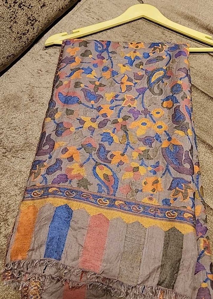 Ladies Kaani Shawl