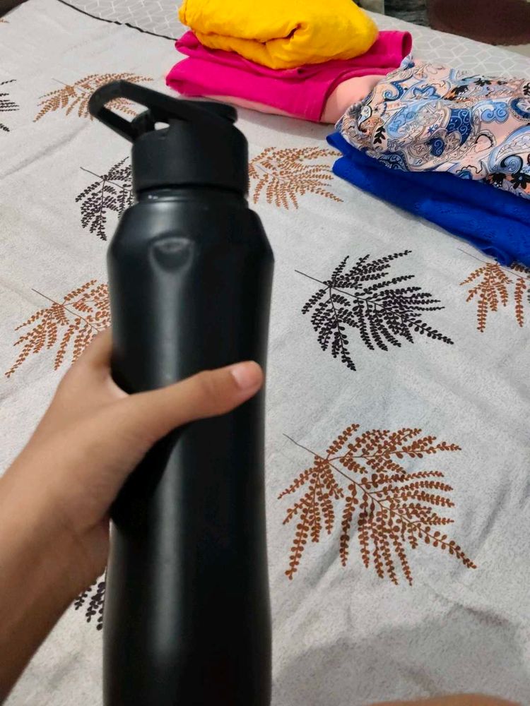 Black Water Bottle