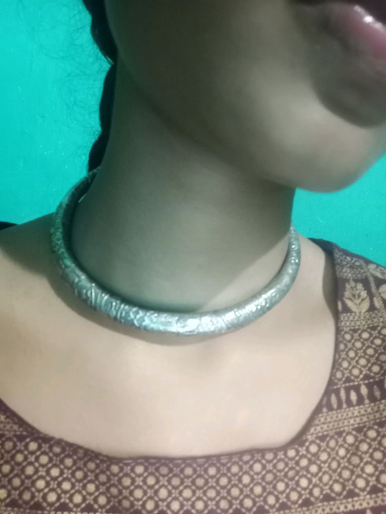 Silver Plated Oxidised  Hasli Choker
