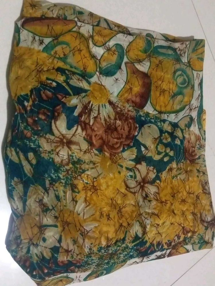 Floral Print saree