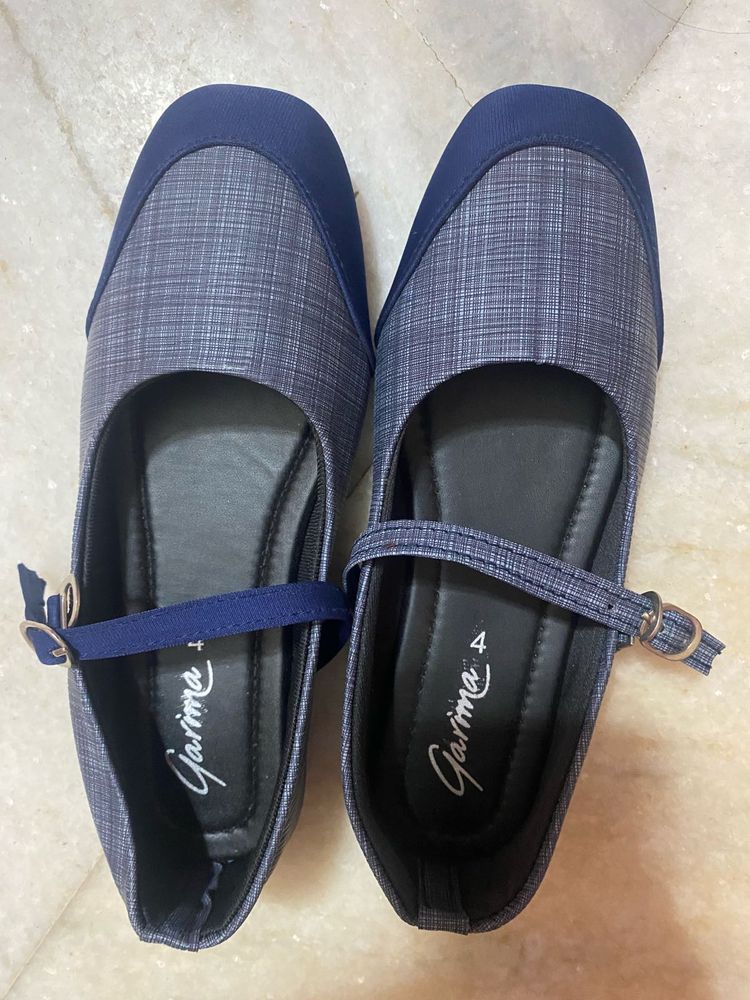 Garima Blue Plaid Mary Janes - Size 4