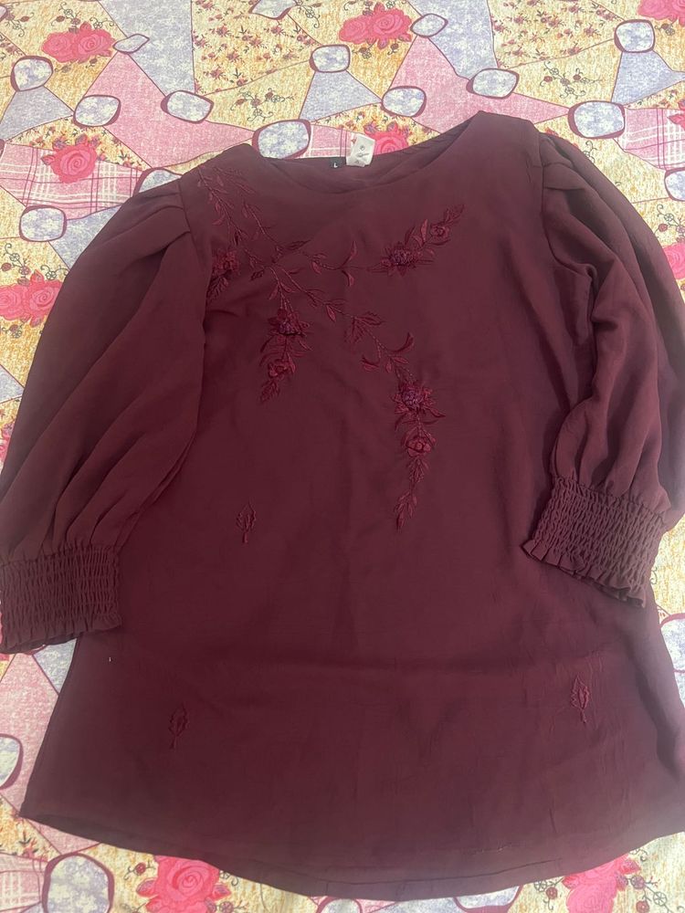 Burgundy 3/4 Sleeves Top