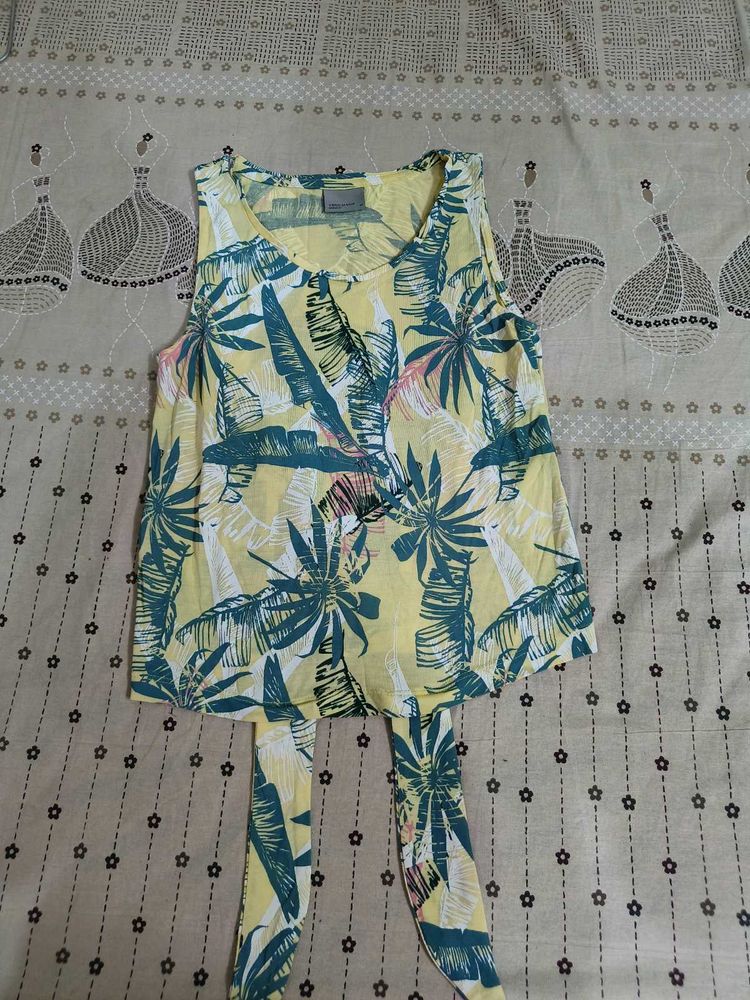 Stylish Tropical Vibe Tank Top