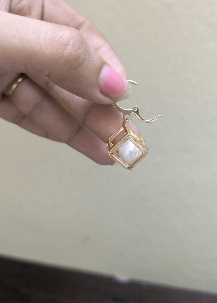 Pearl Cube Earrings
