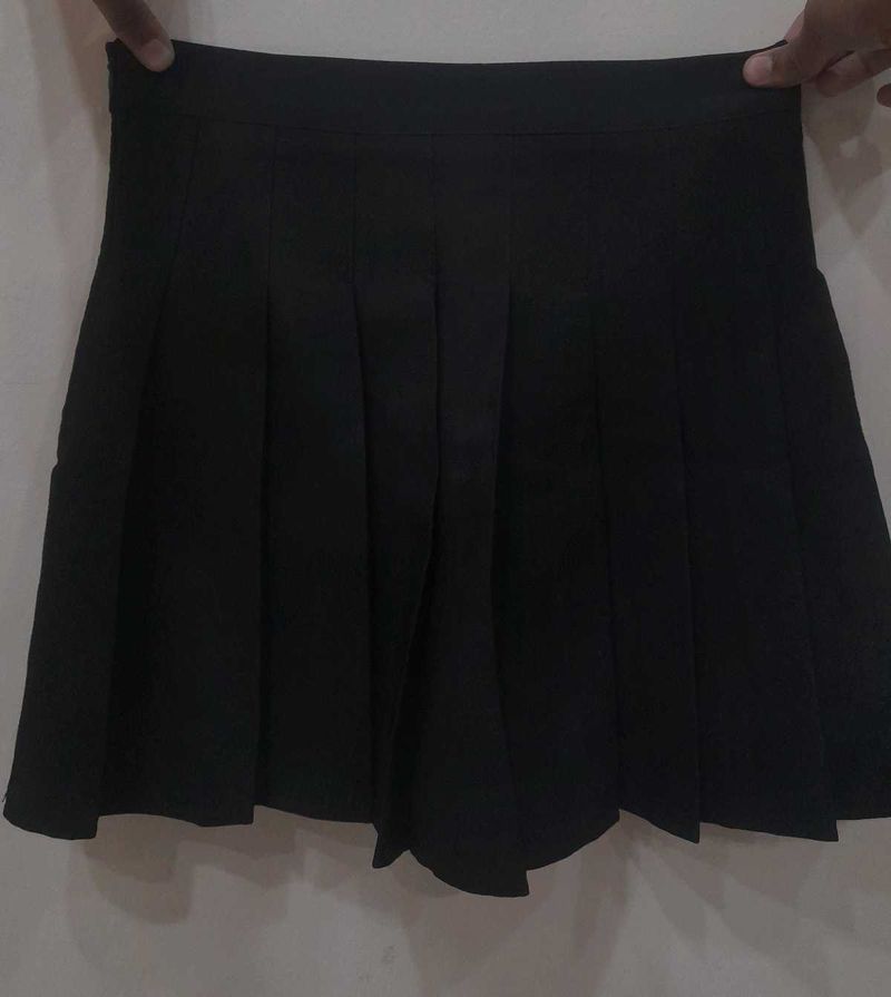 Black tennis skirt
