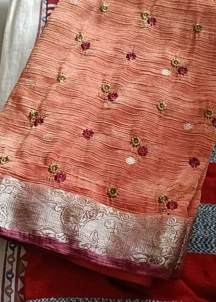 Elegant Women&#39;s Partywear Saree
