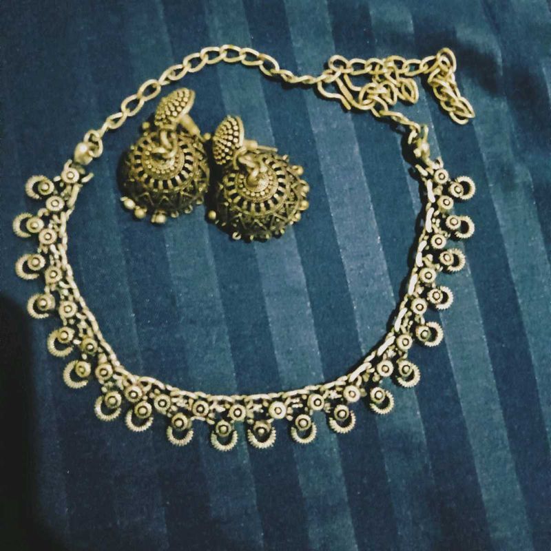 Party Wear Chain And Earings