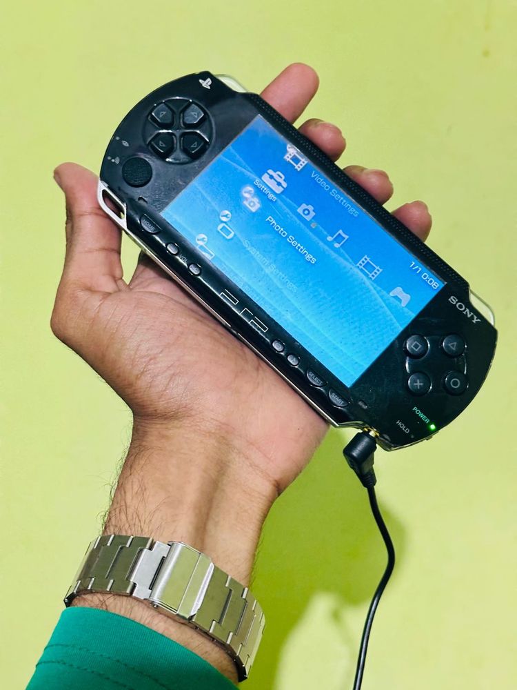 Sony psp 1006 Model
