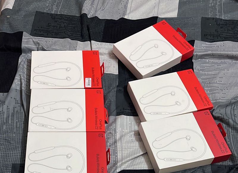 Oneplus Z2 neckband