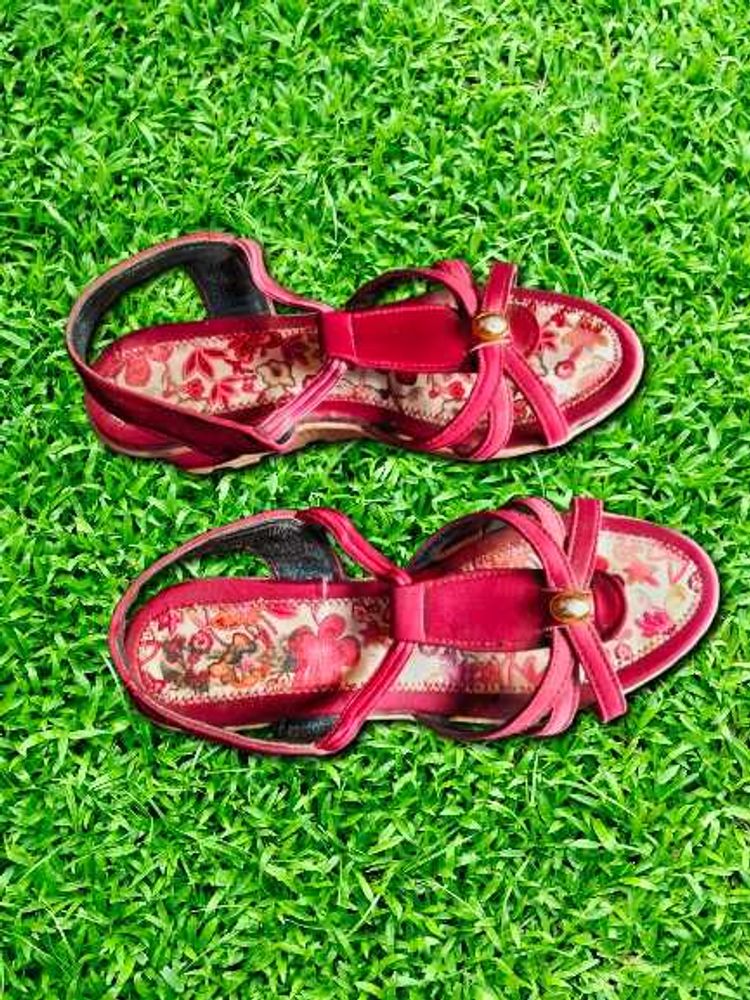 Sandal
