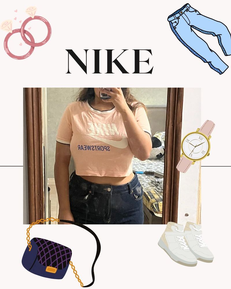 Nike Sportswear Crop Top