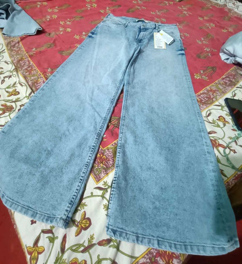 new with tag Wide Leg Denim Jeans