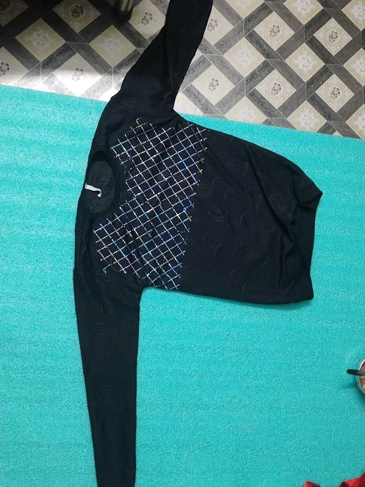 Black Long Sleeve Top