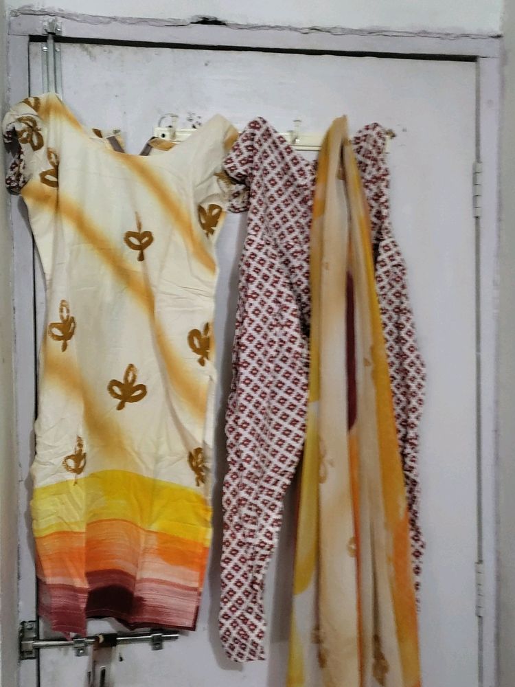 Printed Kurti with Dupatta