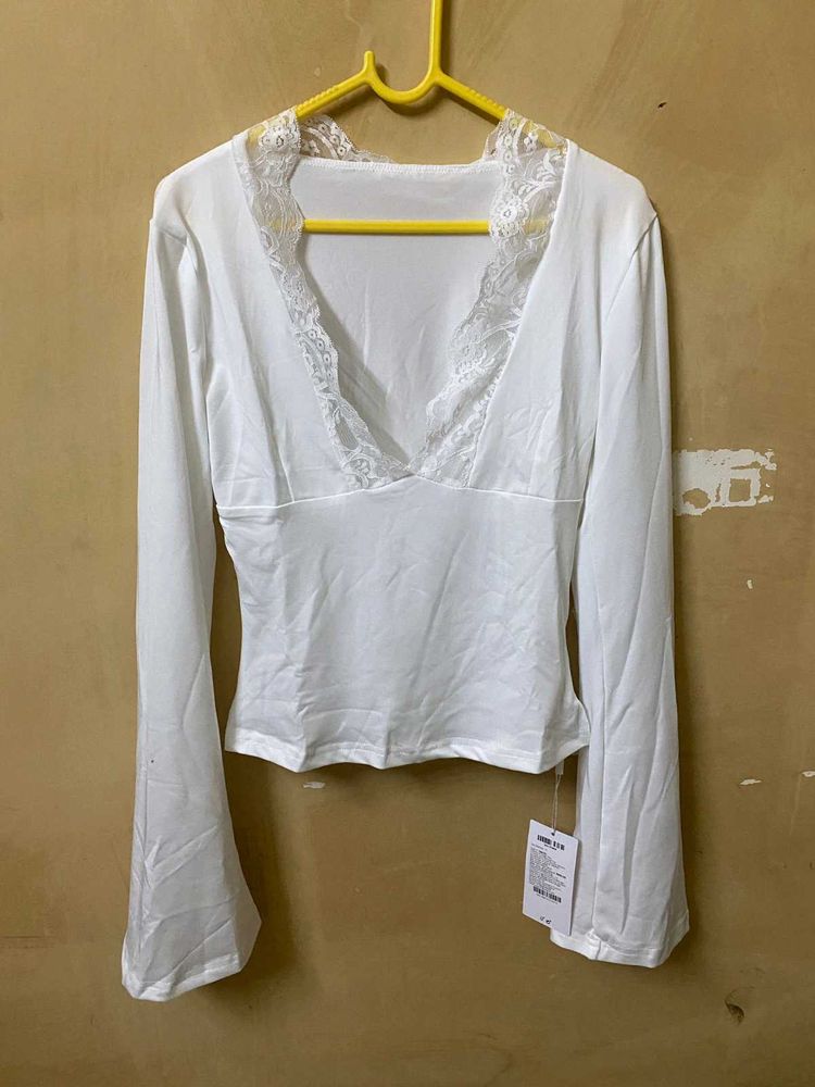 Lace Trim Long Sleeve Top