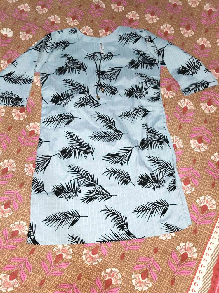 Leaf Print Short Kurti
