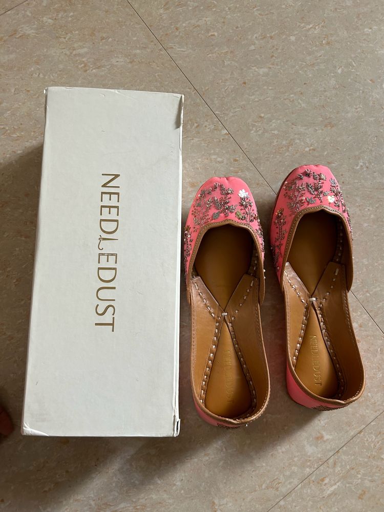 Combo Of Needledust Pink Jutti