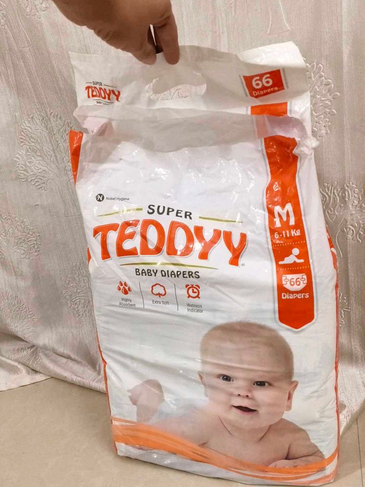 Tape Style Diapers M Size