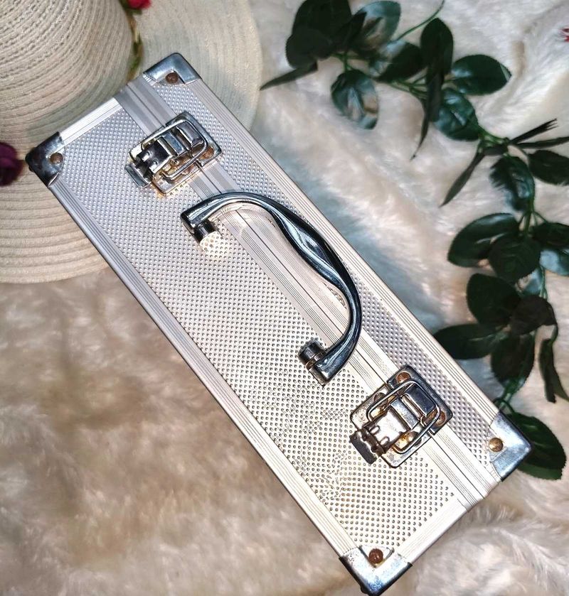 🎁Buy 2 Get 1 Free 🎁Silver Aluminum Vanity Case