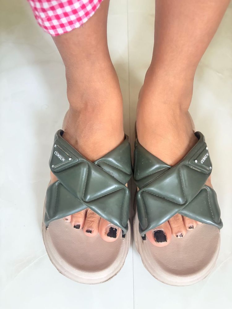 Stylish Olive Green Slides