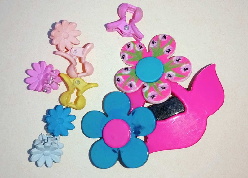 Floral Hair Clip And Claws