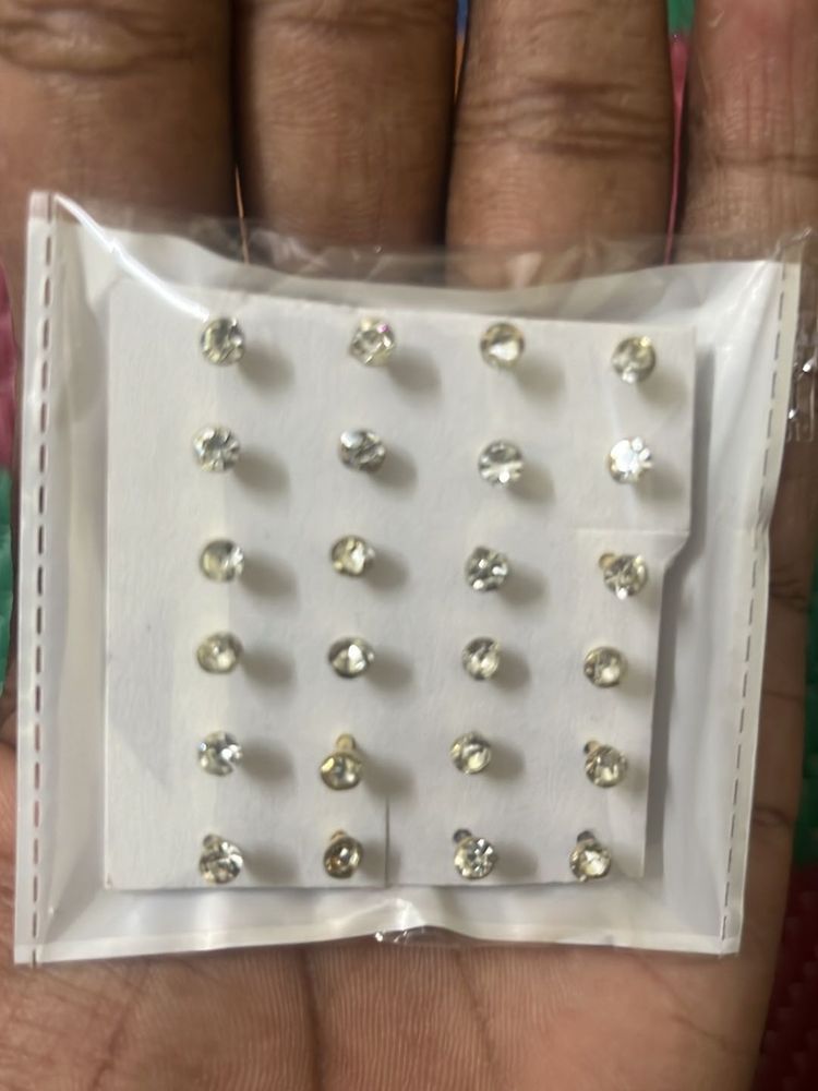 24pcs Stud For Women And Girls