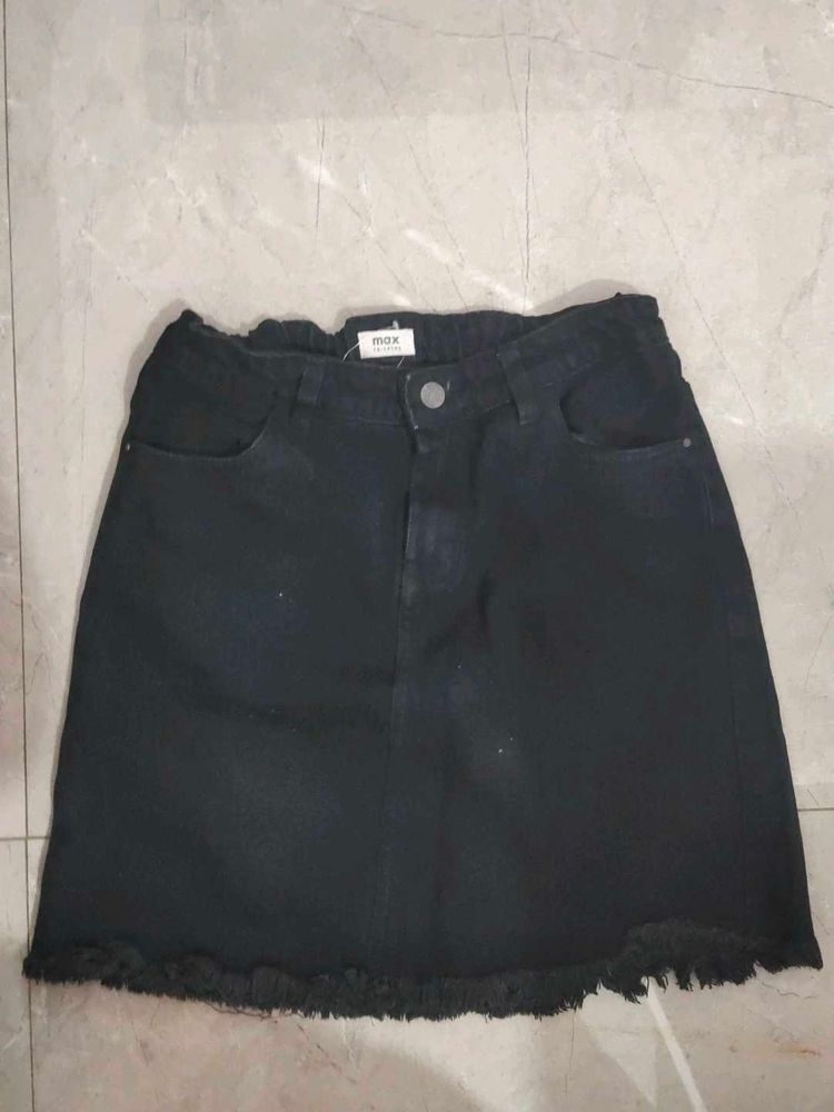 Black Denim Mini Skirt low Waisted