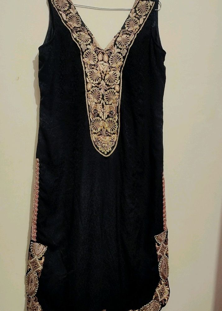 Black Golden Stone Cut Sleeve Kurti