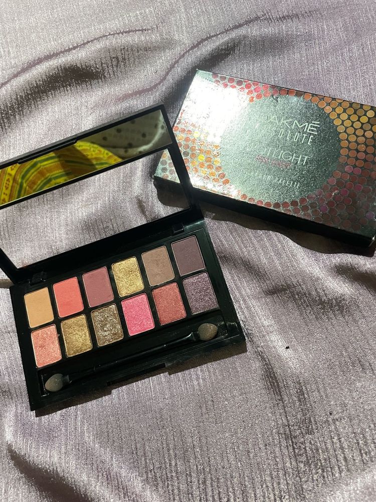 Lakme Absolute Eyeshadow Palette