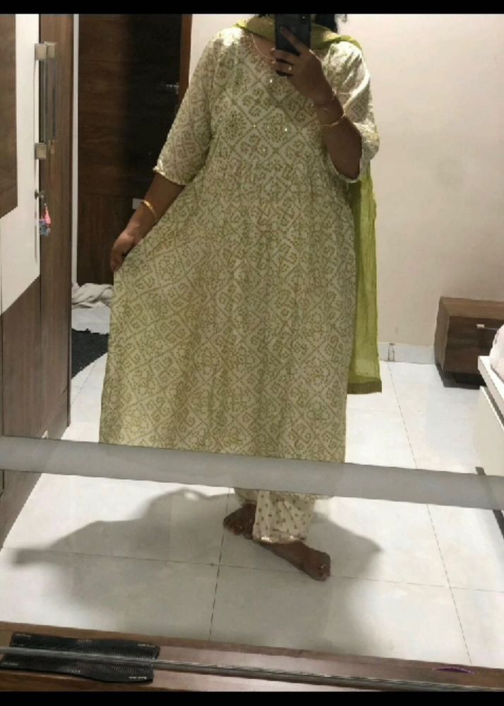 Elegant Printed Kurti Set